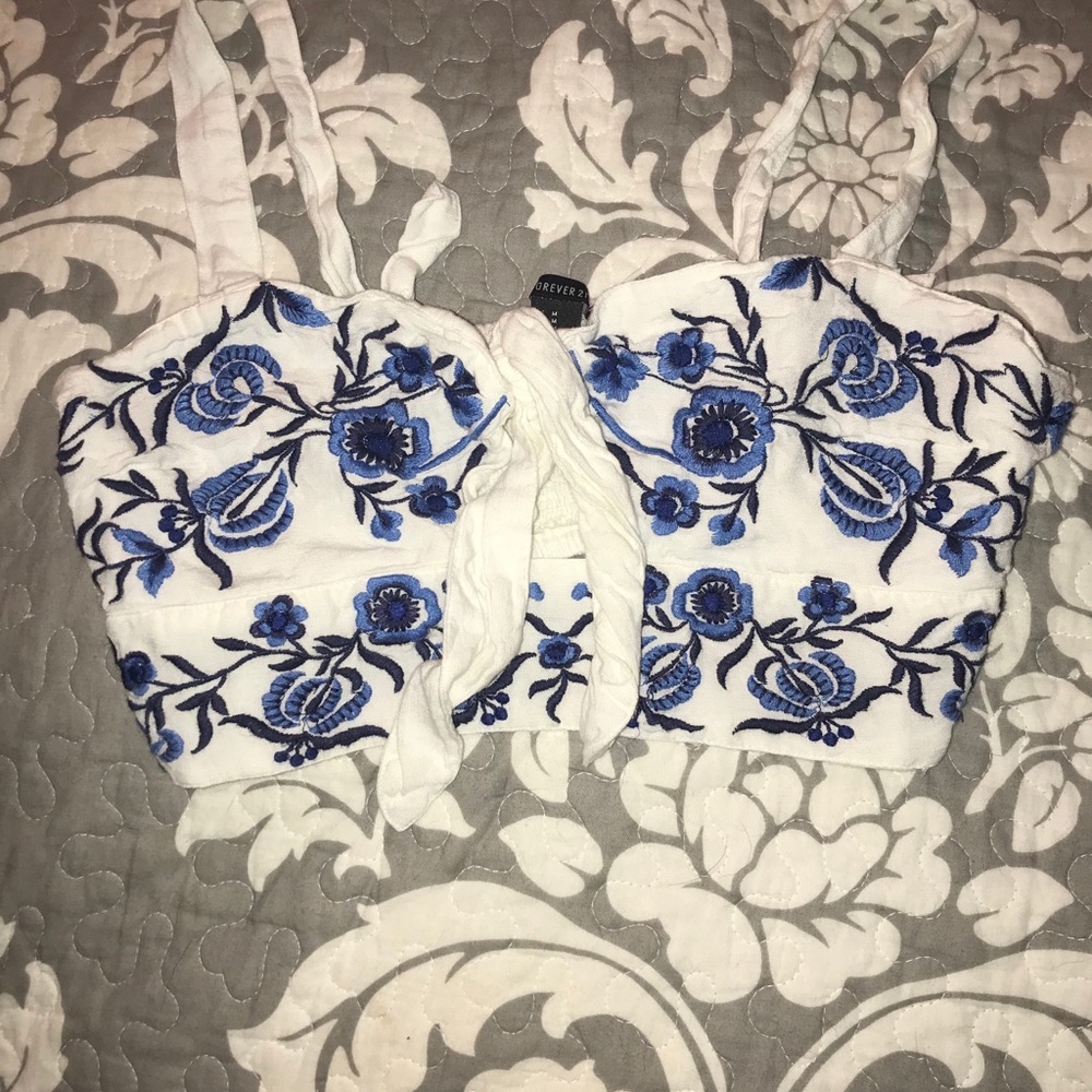 BRALETTE
